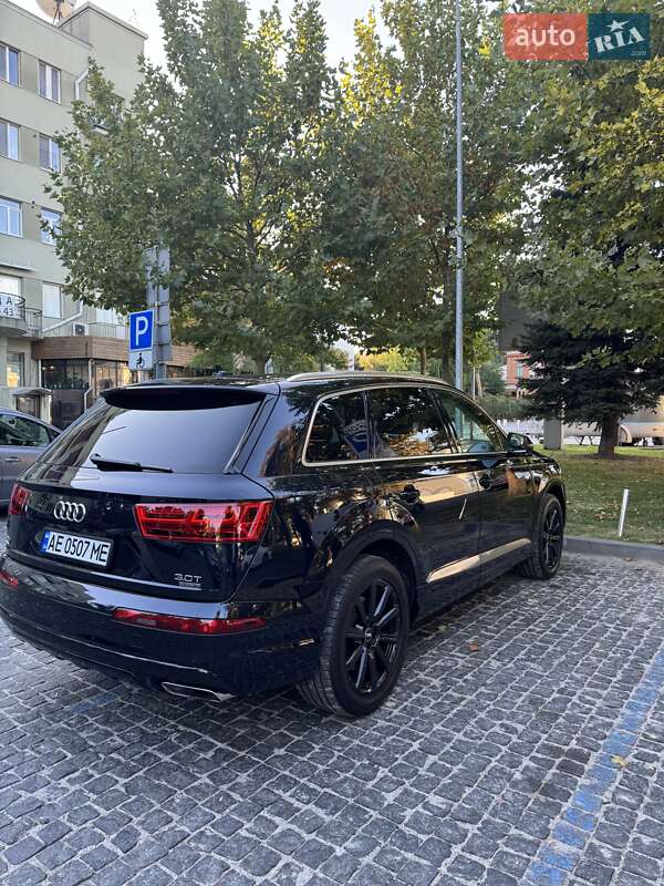 Audi Q7 2016