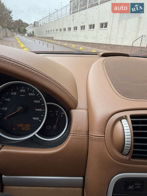 Porsche Cayenne 2008
