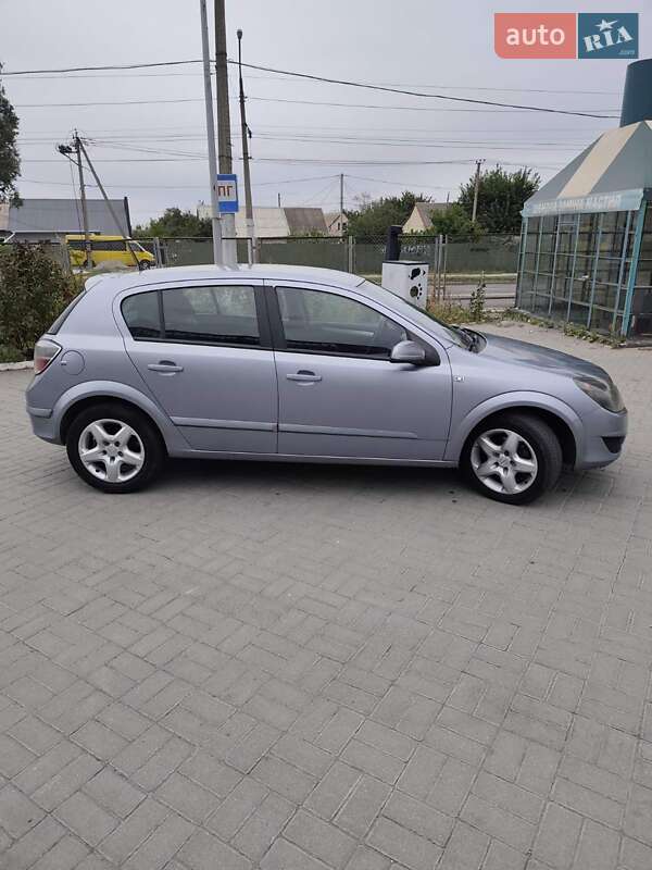Opel Astra 2008