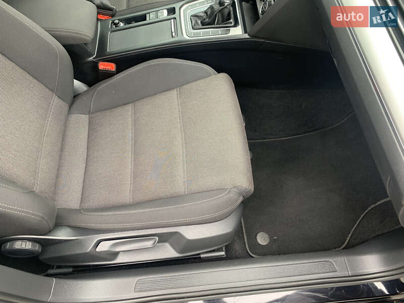 Volkswagen Passat 2019