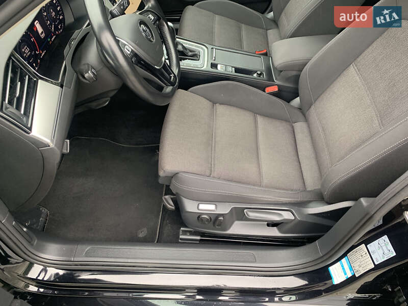 Volkswagen Passat 2019