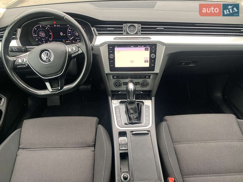 Volkswagen Passat 2019