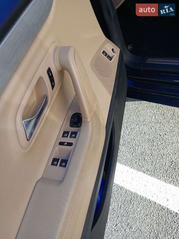 Volkswagen CC / Passat CC 2013