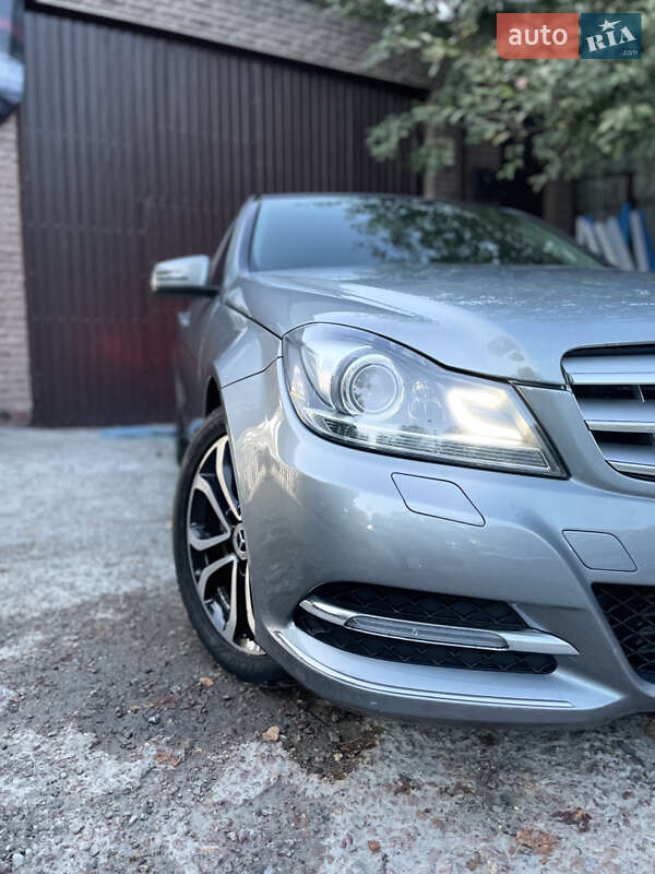 Mercedes-Benz C-Class 2013