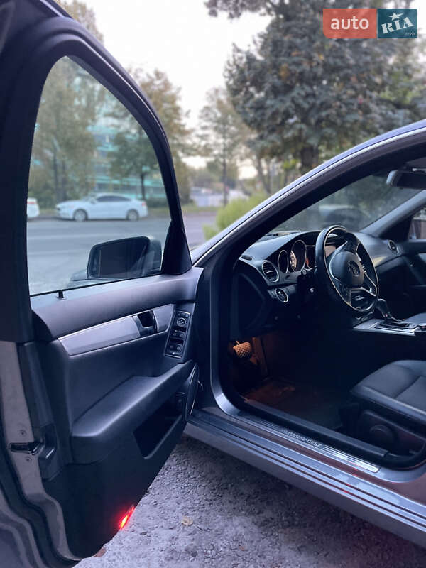 Mercedes-Benz C-Class 2013