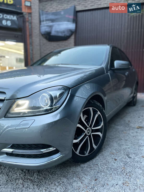 Mercedes-Benz C-Class 2013