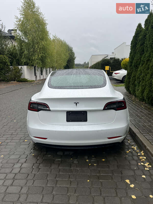 Tesla Model 3 2019