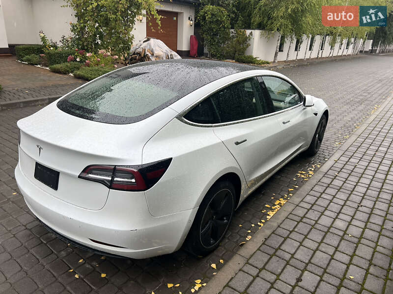 Tesla Model 3 2019