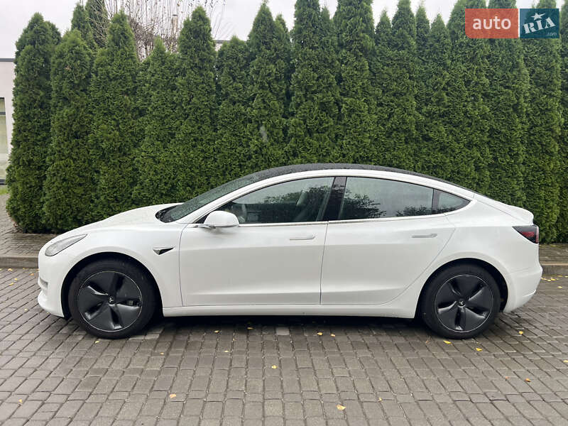 Tesla Model 3 2019