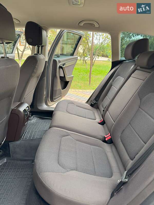 Volkswagen Passat 2011