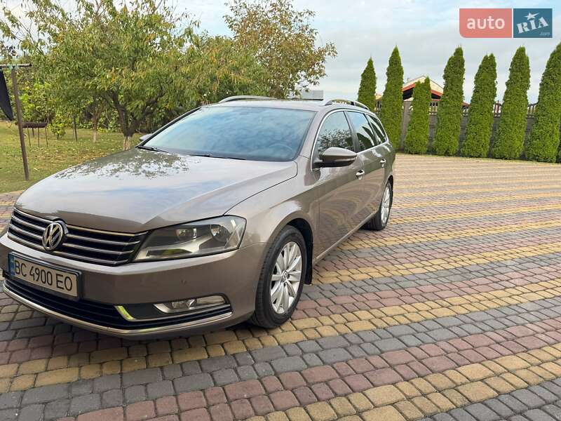 Volkswagen Passat 2011