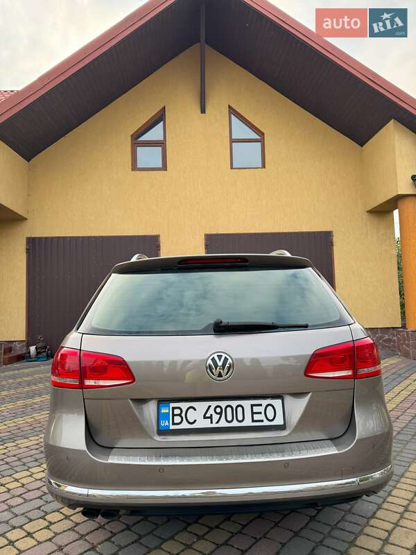 Volkswagen Passat 2011