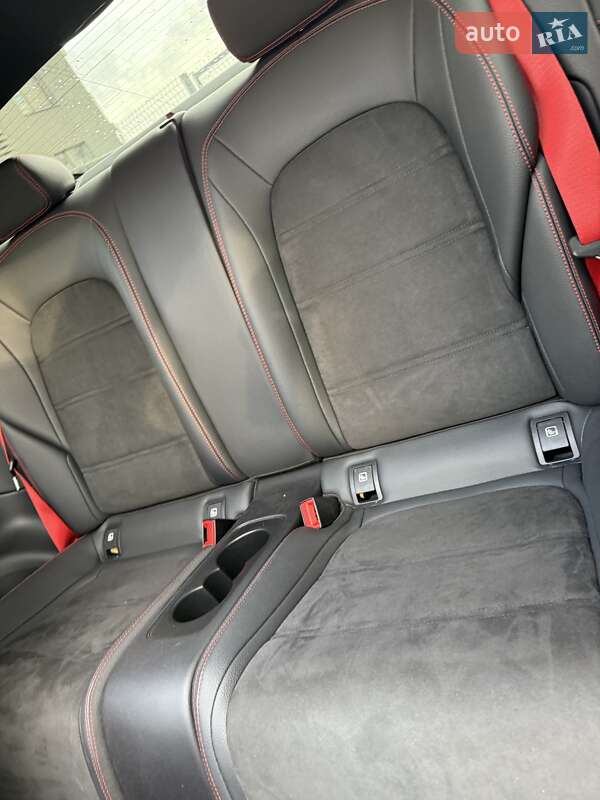 Mercedes-Benz C-Class 2018