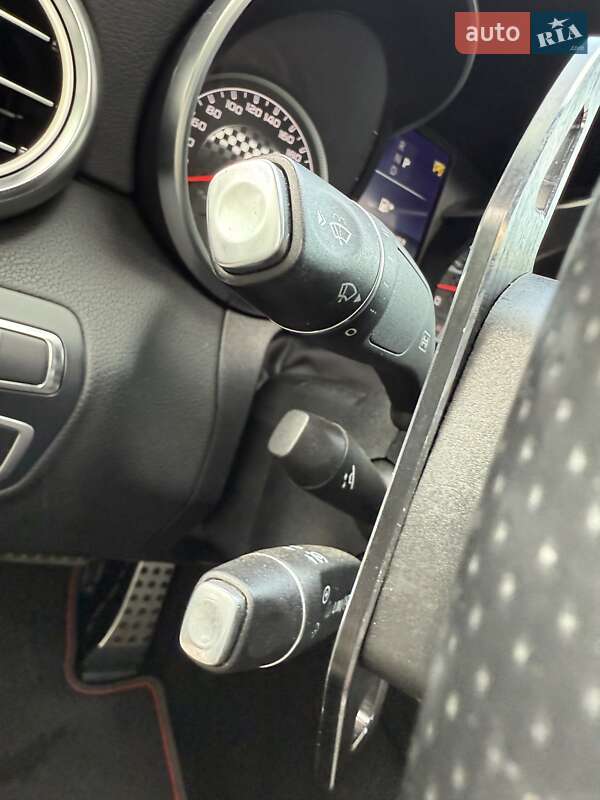 Mercedes-Benz C-Class 2018