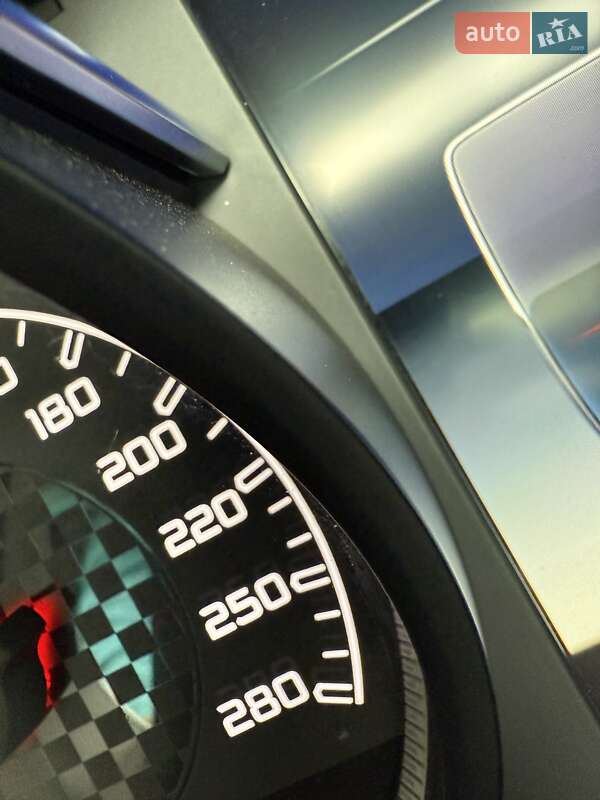 Mercedes-Benz C-Class 2018