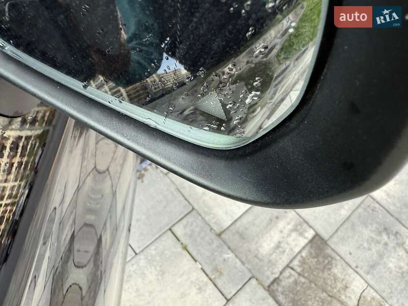 Mercedes-Benz C-Class 2018