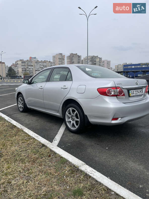 Toyota Corolla 2012