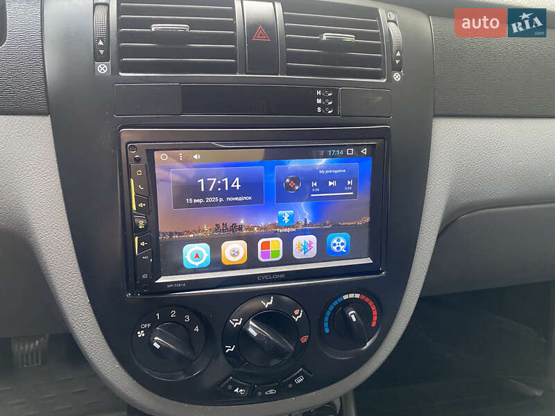 Chevrolet Lacetti 2012