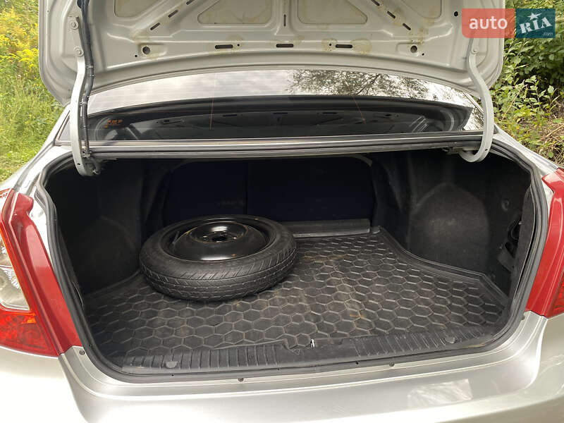 Chevrolet Lacetti 2012