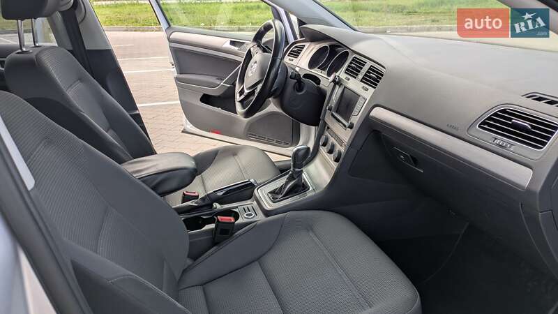 Volkswagen Golf 2015