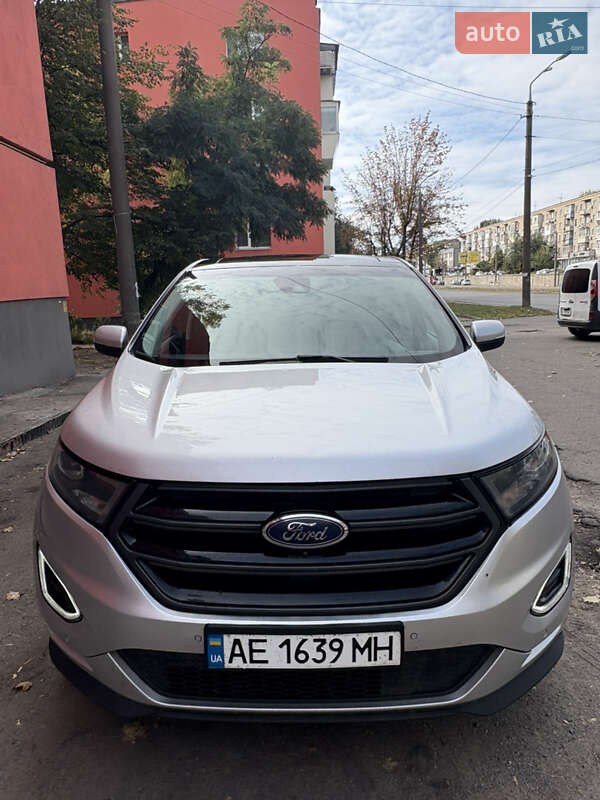 Ford Edge 2016