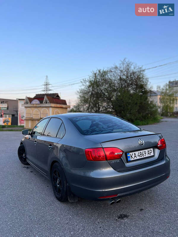 Volkswagen Jetta 2014