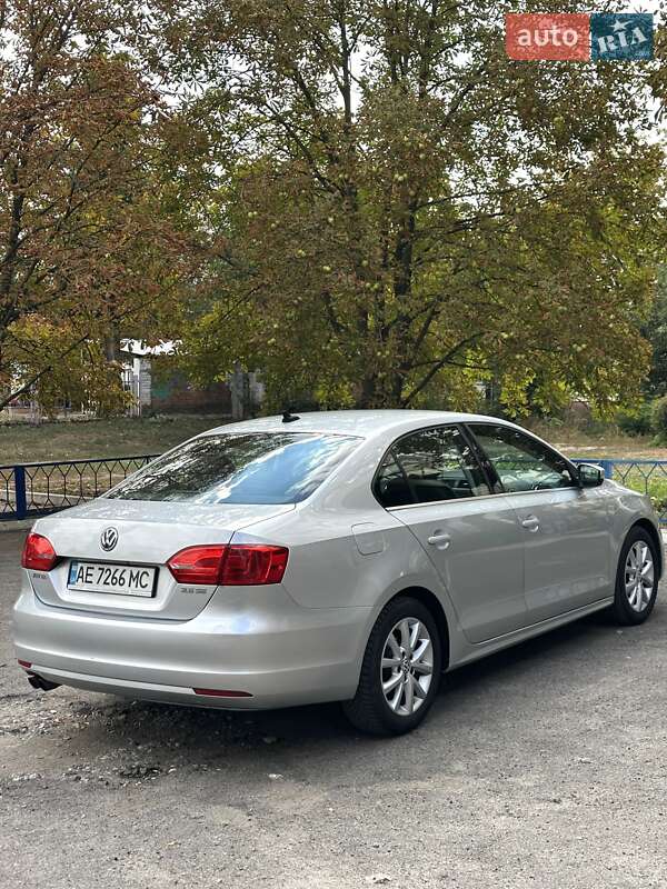 Volkswagen Jetta 2012
