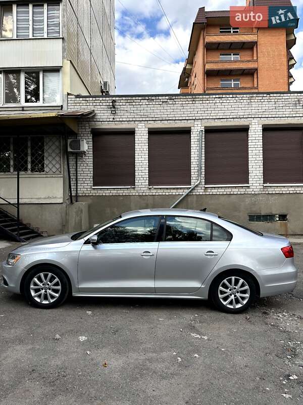 Volkswagen Jetta 2012