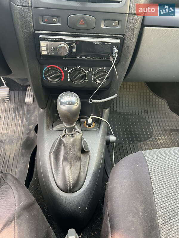 Renault Clio Symbol 2007