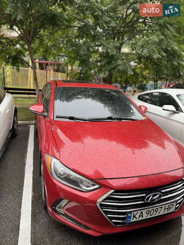 Hyundai Elantra 2016