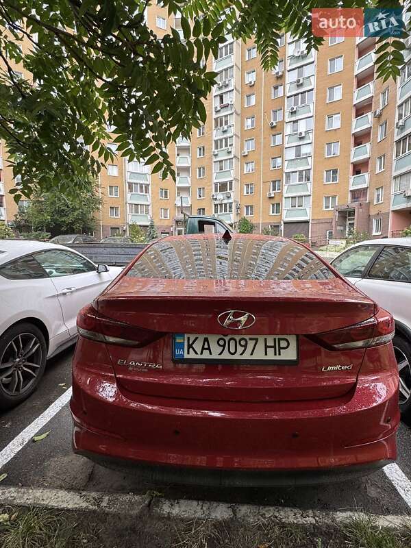 Hyundai Elantra 2016