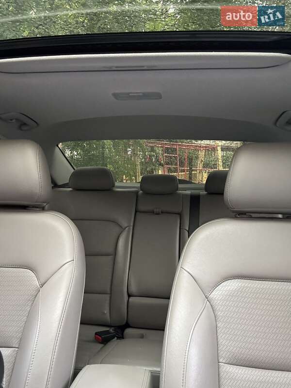 Hyundai Elantra 2016