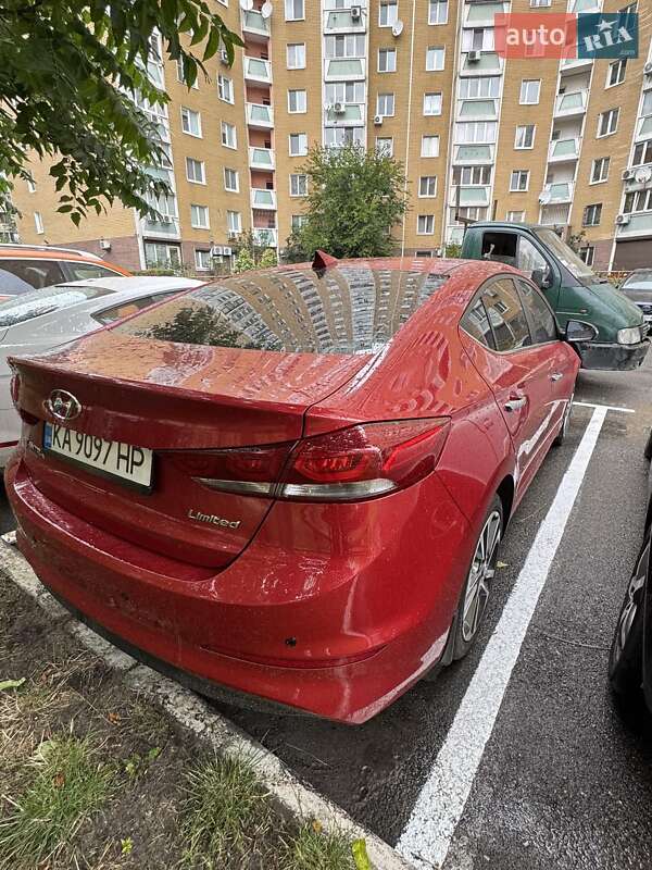 Hyundai Elantra 2016