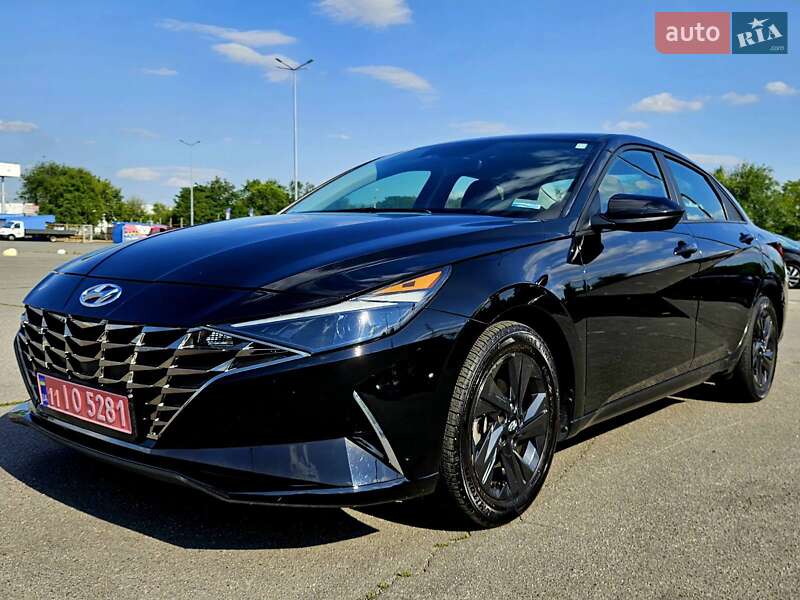 Hyundai Elantra 2021