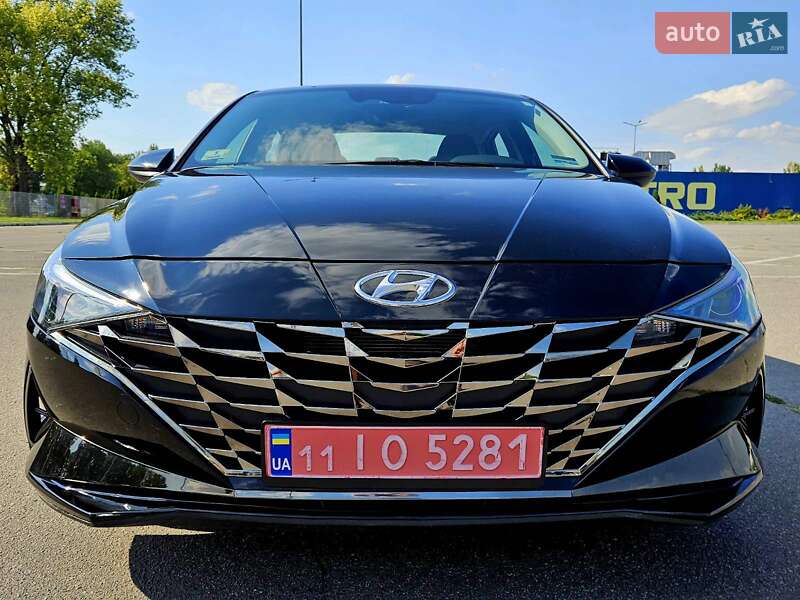 Hyundai Elantra 2021