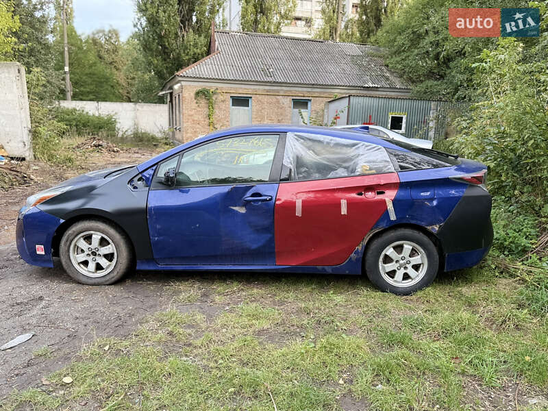 Toyota Prius 2016