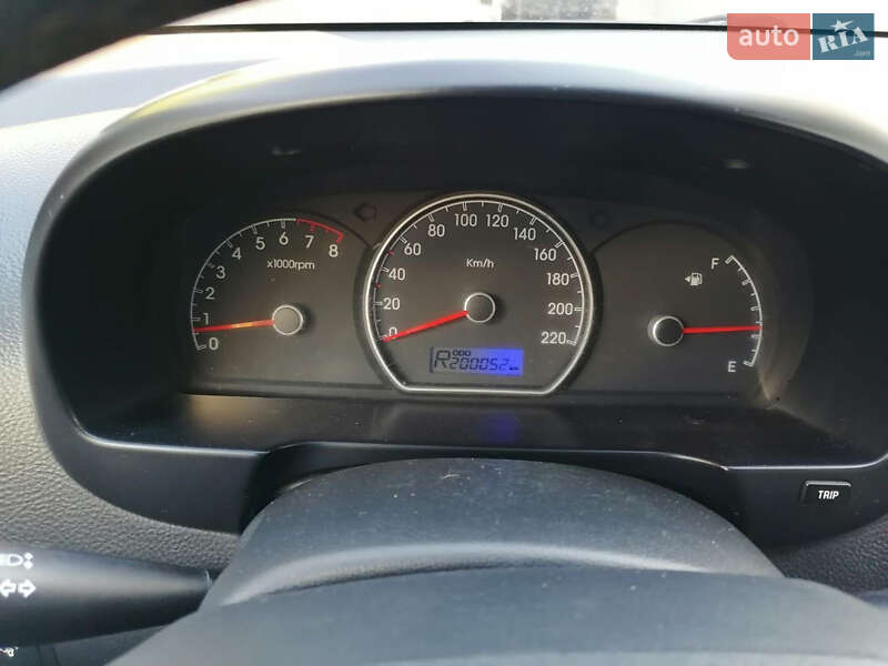 Hyundai Elantra 2010