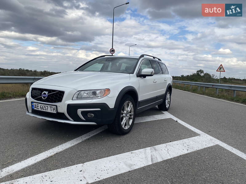 Volvo XC70 2015
