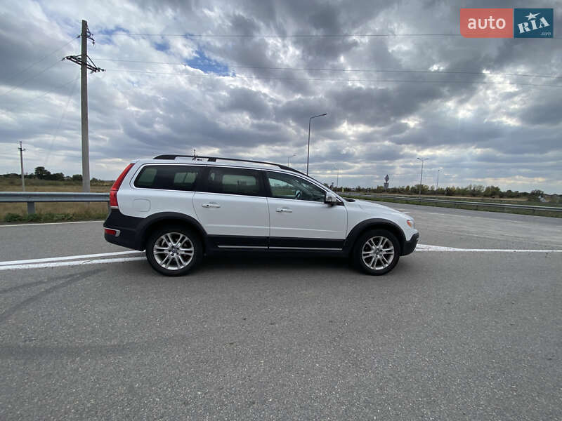 Volvo XC70 2015