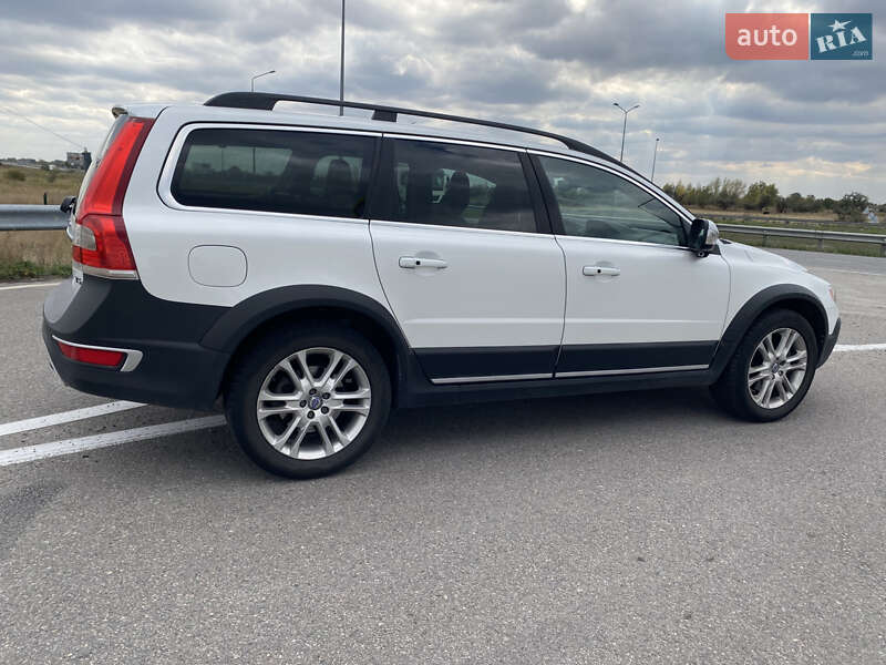 Volvo XC70 2015