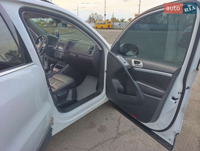 Volkswagen Tiguan 2015