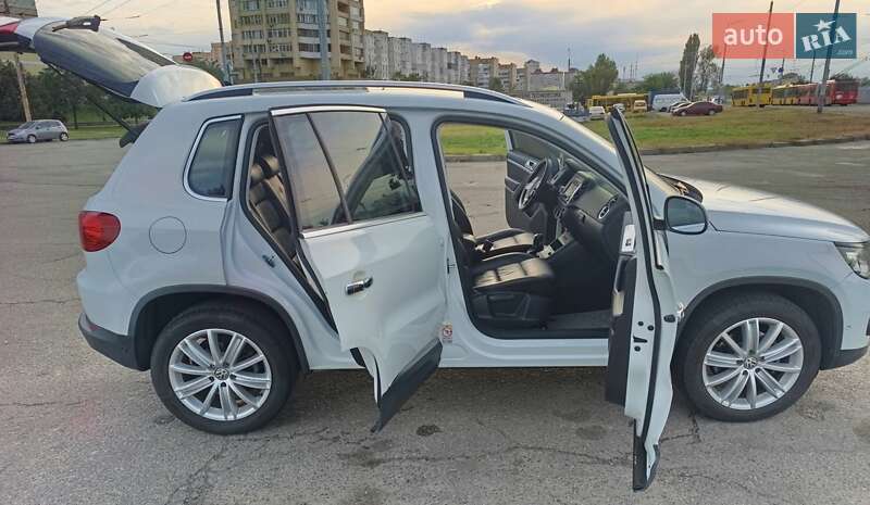 Volkswagen Tiguan 2015