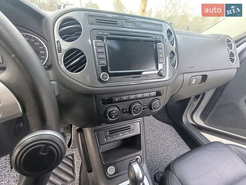 Volkswagen Tiguan 2015