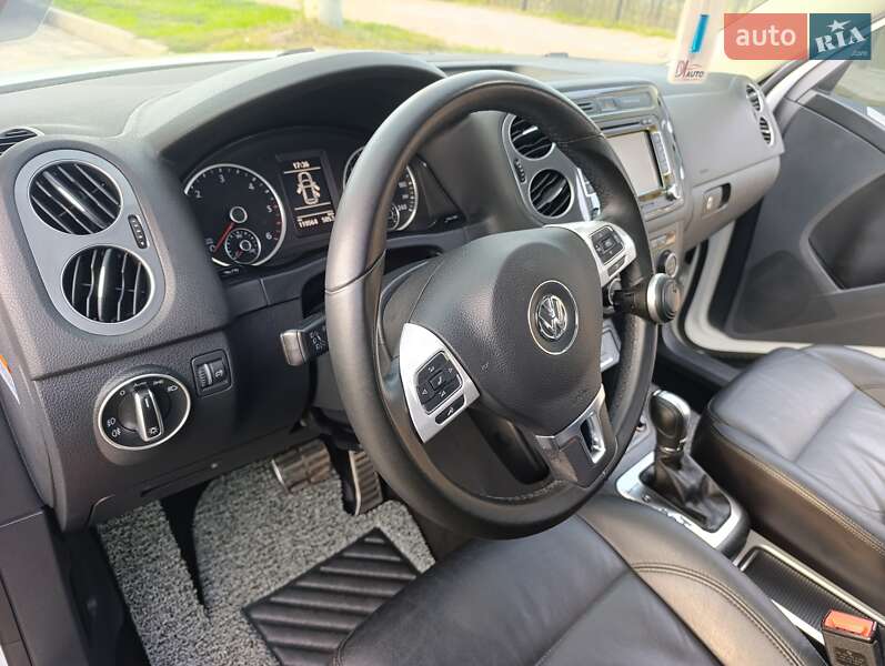 Volkswagen Tiguan 2015