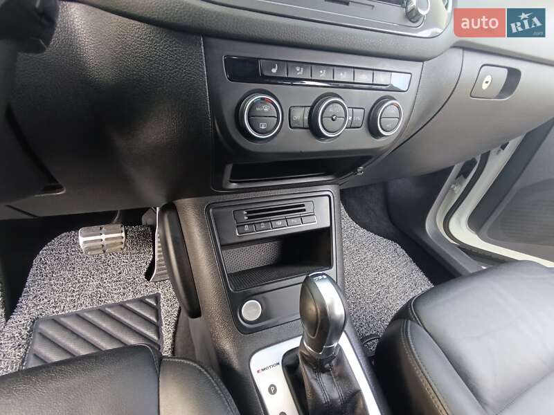 Volkswagen Tiguan 2015