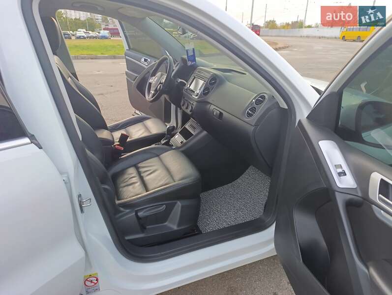 Volkswagen Tiguan 2015