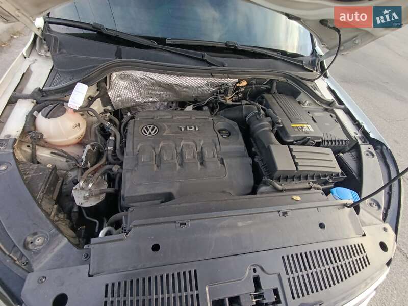 Volkswagen Tiguan 2015