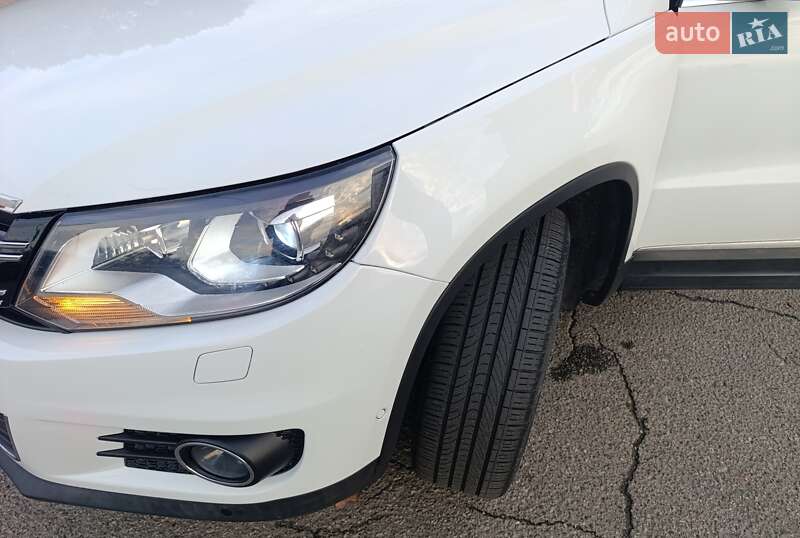 Volkswagen Tiguan 2015