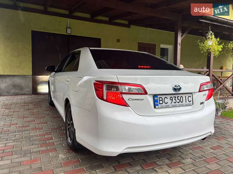 Toyota Camry 2013
