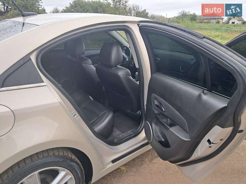 Chevrolet Cruze 2011